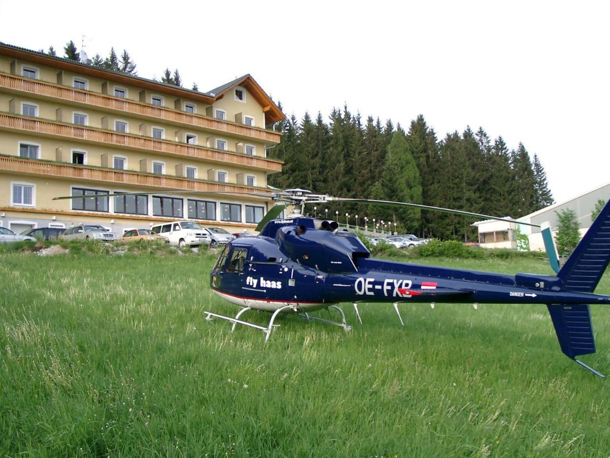 Liebesnesterl Bergwirt - Boutique Hotel Koeflach Exterior photo